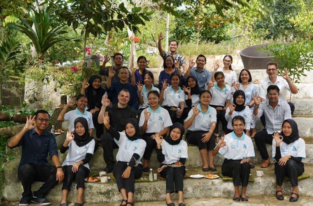 Alila’s Global Month of Service for Bali WISE Students